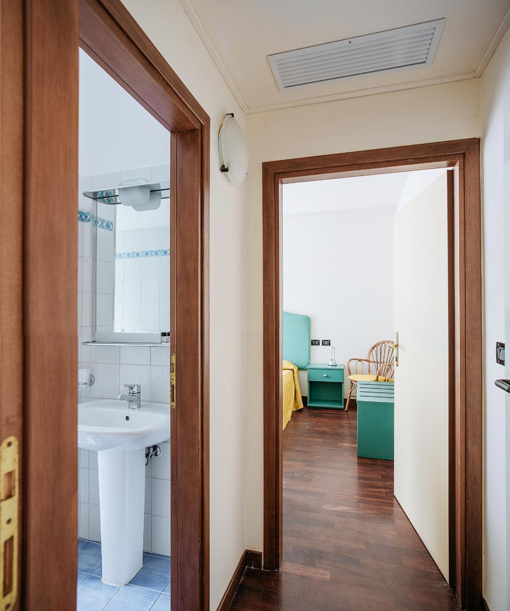 Hotel Corallo Марина-Ромеа Экстерьер фото